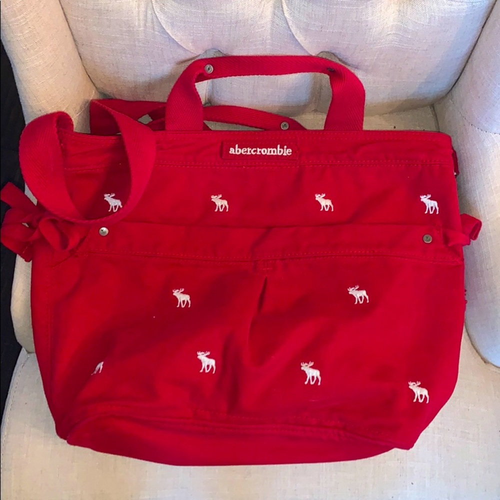 Woman’s Abercrombie cross body bag